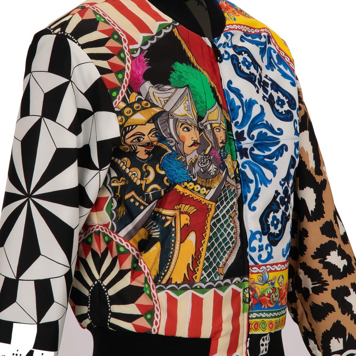 トロピカル柄 Dolce & Gabbana(ドルチェ&ガッバーナ) アウター・ジャケット(メンズ) - 海外通販のBUYMA