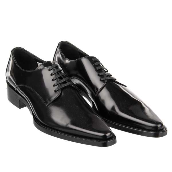 Classic leather shoes ZANZARA with pointy toe shape in black by DOLCE & GABBANA
