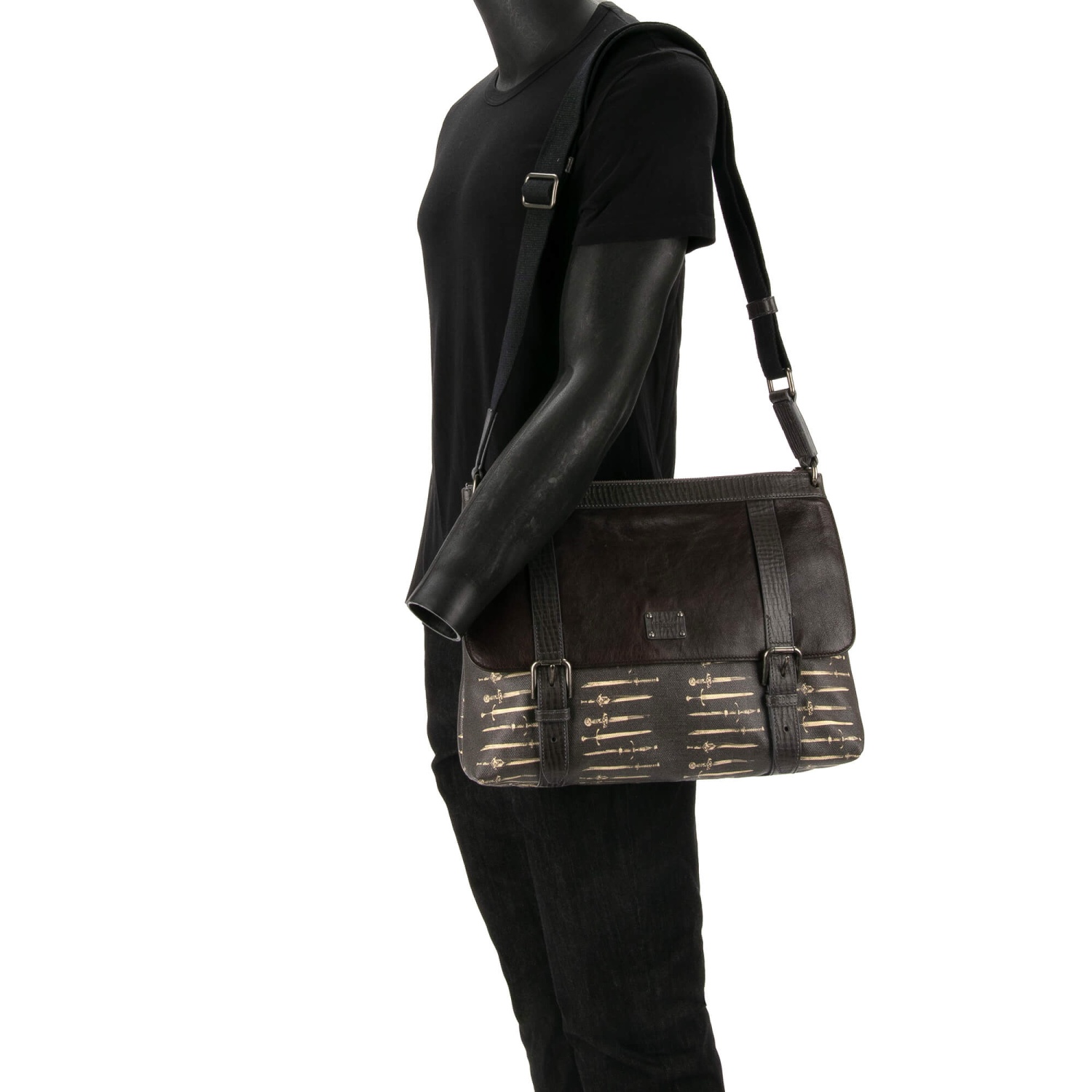 ショルダーバッグ Dolce & Gabbana Logo shoulder strap Shoulder bag with strap in Black for Men | Dolce&Gabbana® US
