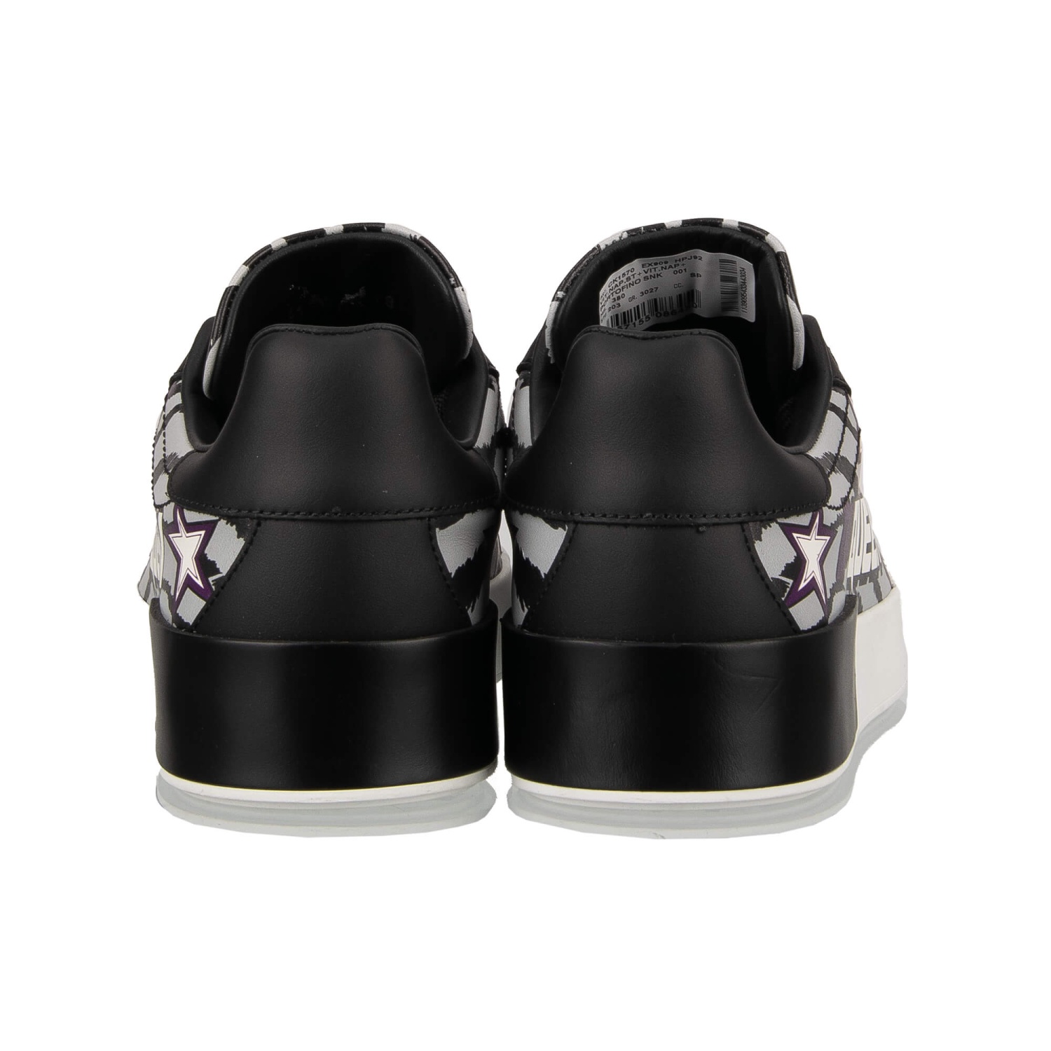 Sneaker mit n logo top