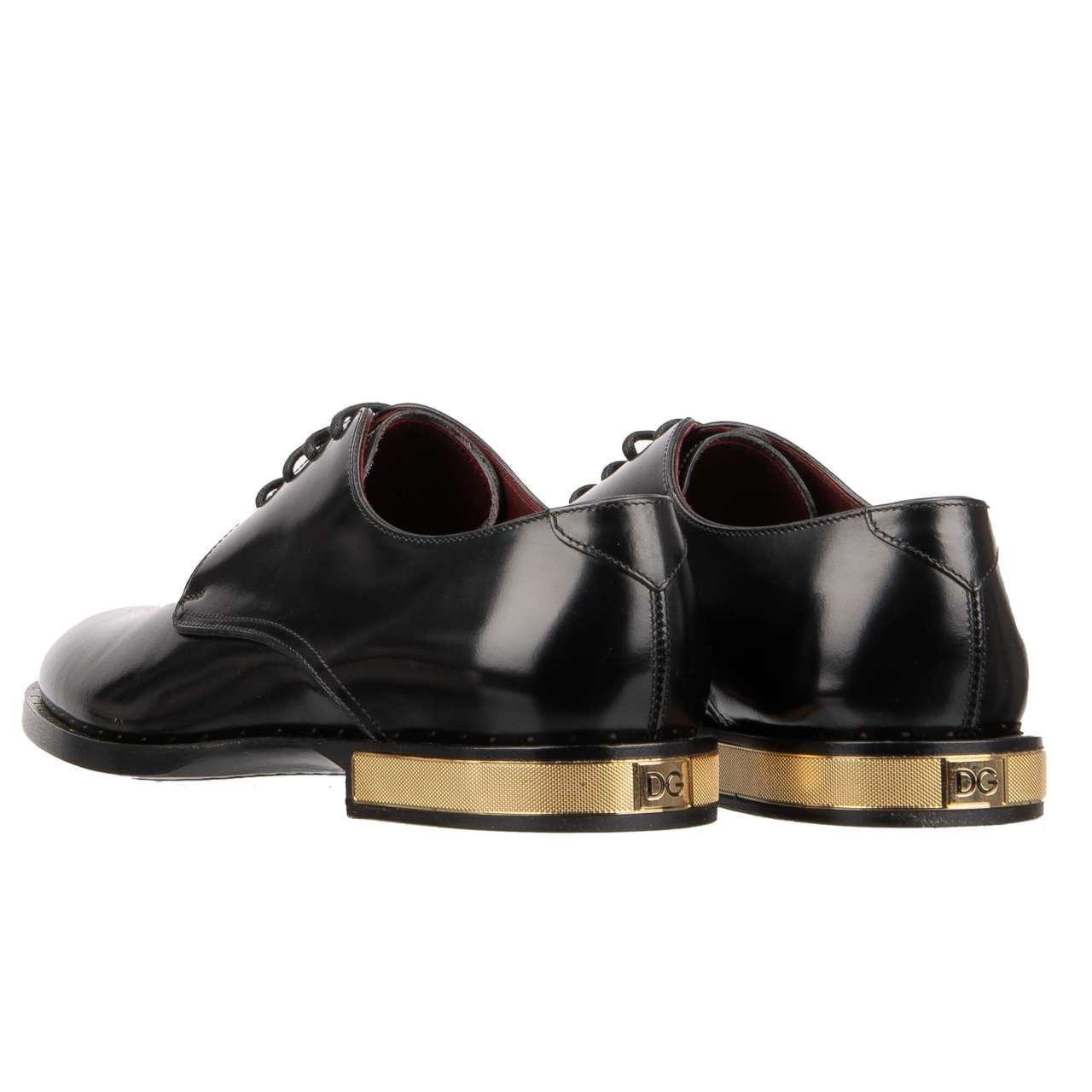 dolce-gabbana-dg-metal-logo- 